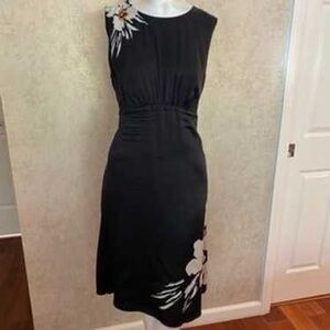 Elegant Black Silk Sleeveless Dress